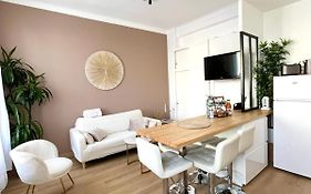 Nice - Appartement T3 Renove De 50 M2 Classe 2 Etoiles